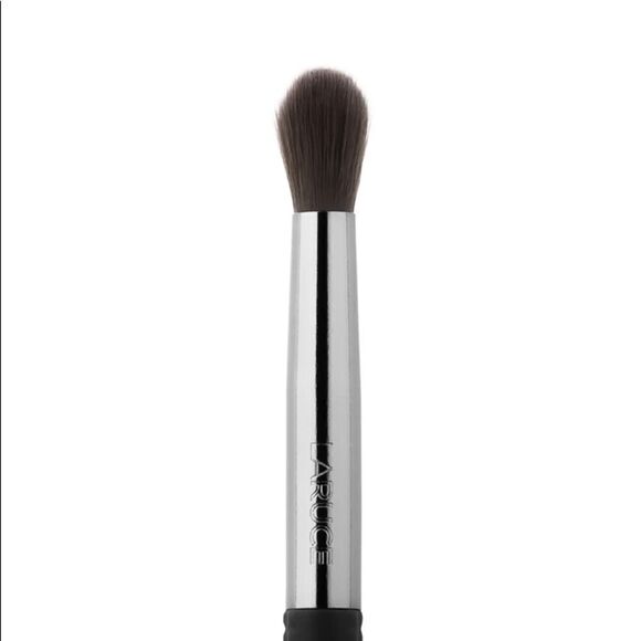 Laruce Beauty Tapered Blending Brush LR005 - Picture 3 of 6